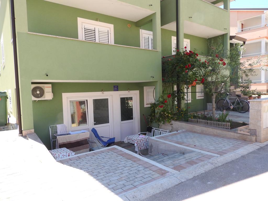 Zajim Apartment Umag Bagian luar foto